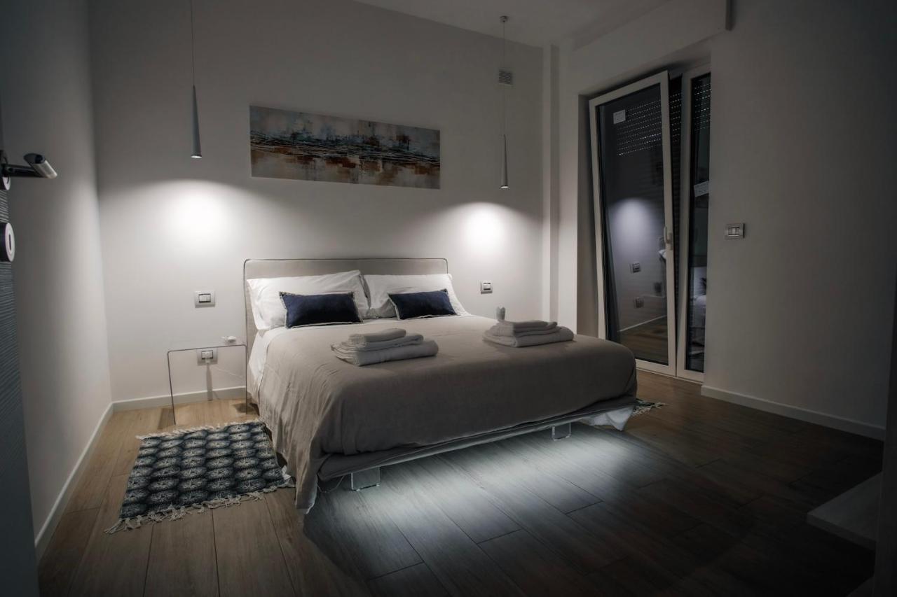 Rossani Suites&Aparts Бари Экстерьер фото