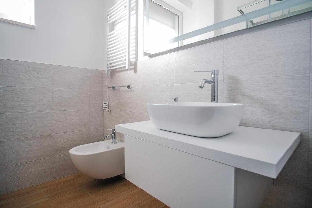 Rossani Suites&Aparts Бари Экстерьер фото